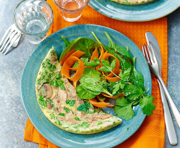 Omelette aux champignons et aux herbes