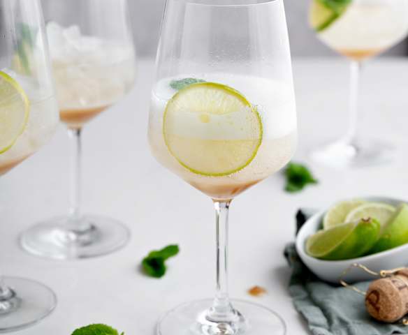 Prosecco med citrongræssirup Prosecco med citrongræssirup