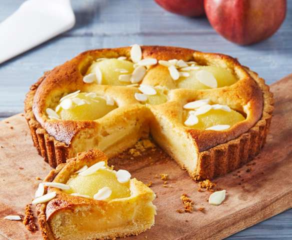 Tarta de pera y almendra