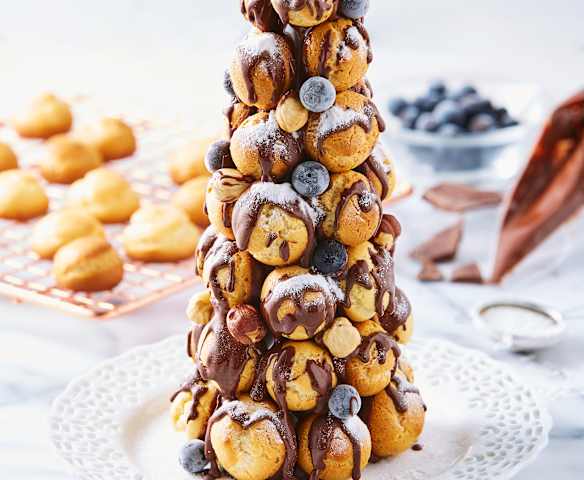 Croquembouche