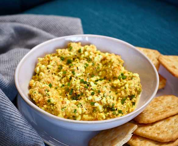 Hüttenkäse-Curry-Dip