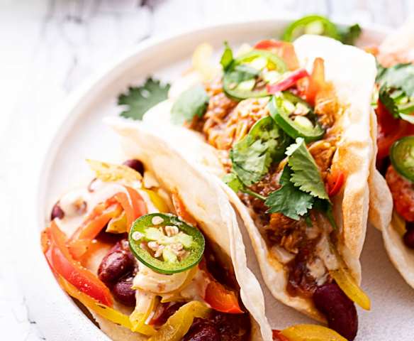 Tacos: pollo e gamberi, vegan; salsa tahini (Bimby Friend)