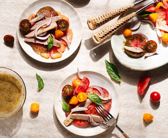 Ensalada de tomate con ventresca