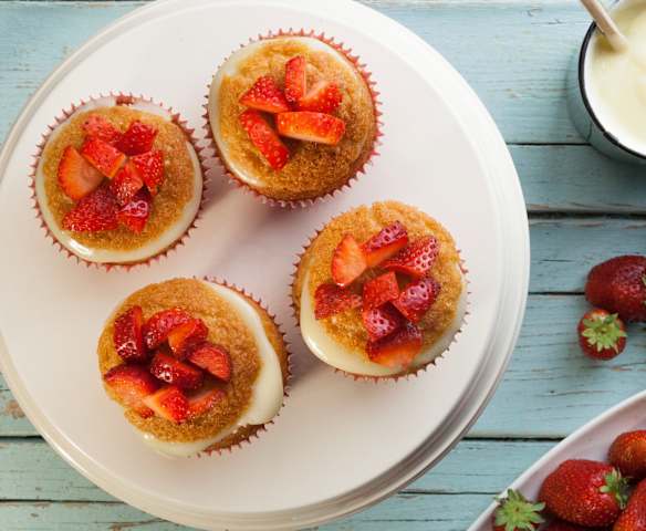 Cupcake con crema e fragole