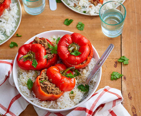Poivrons farcis au bœuf et au riz