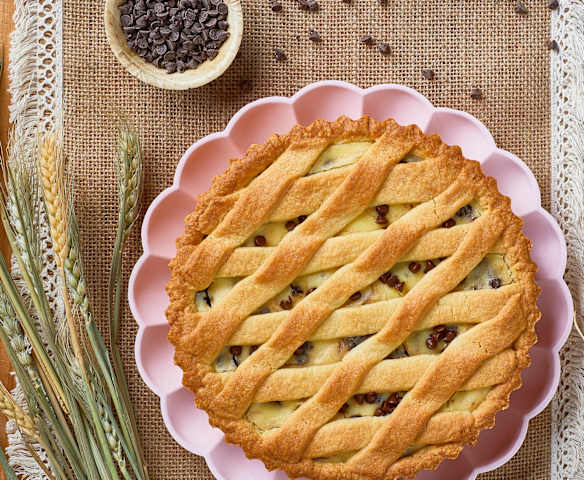 Crostata con crema pasticcera alla ricotta
