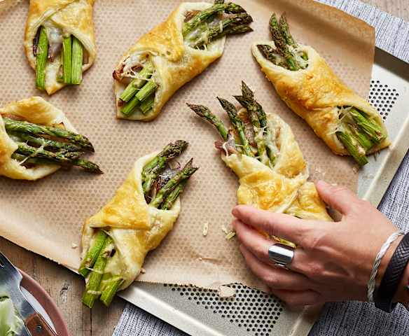 Feuilleté botte d'asperges