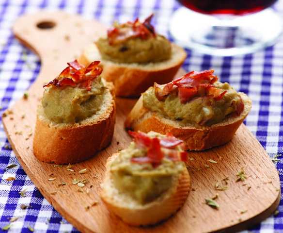 Tapas de patê de beringela