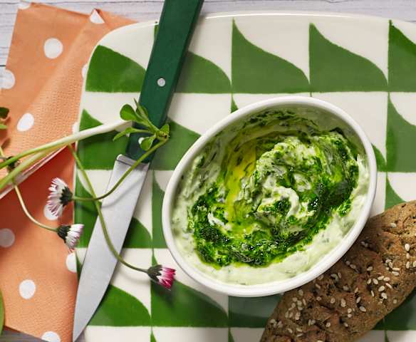 Bärlauch-Leinölaufstrich