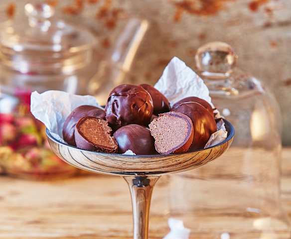 Bombones de avellana, almendra y chocolate