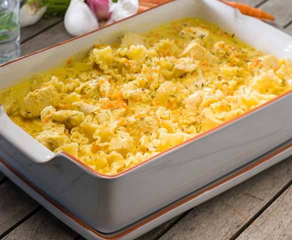 Pollo con pasta a la mostaza