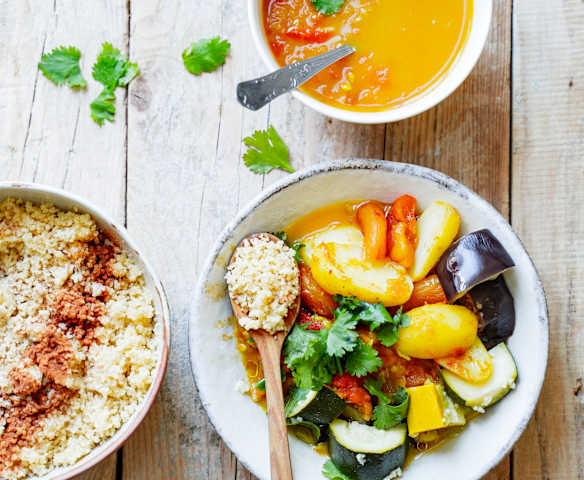 Couscous de légumes d’été aux abricots secs