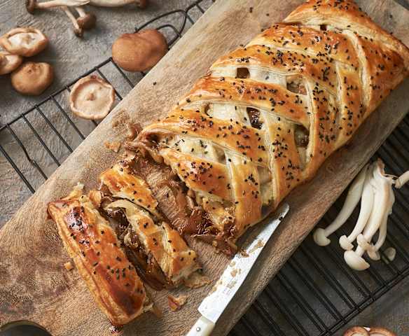 Trenza de setas, chalotas y gorgonzola