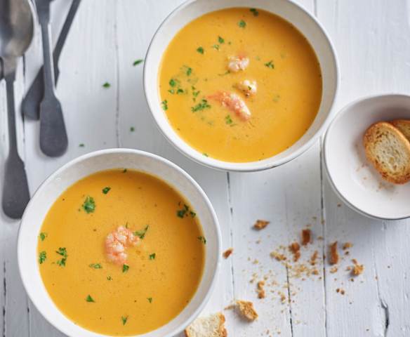 Bisque di gamberetti con crostini