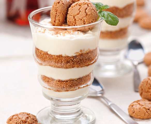 Deser kremowy z amaretti i grappą