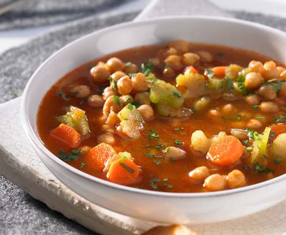 Minestrone mit Kichererbsen