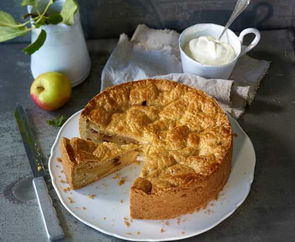 Gedeckter Apfelkuchen
