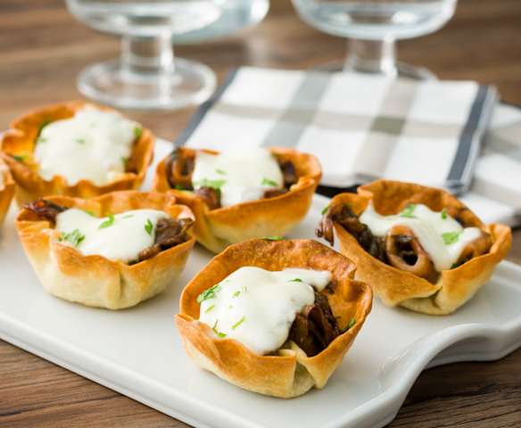Tartaletas de chipirones con mozzarella