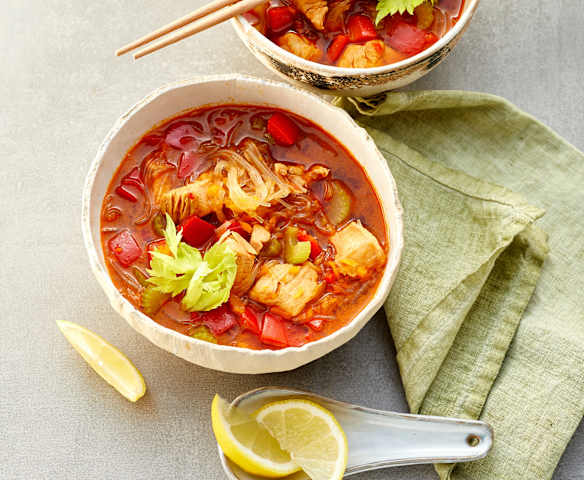 Asiatische-Sellerie-Hühnersuppe