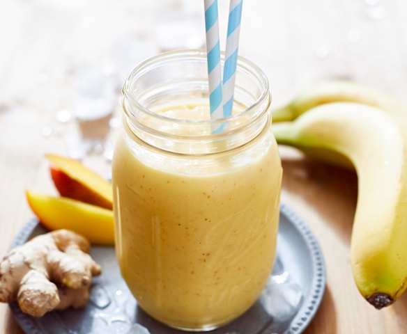 Bananen-Mango-Smoothie mit Ingwer