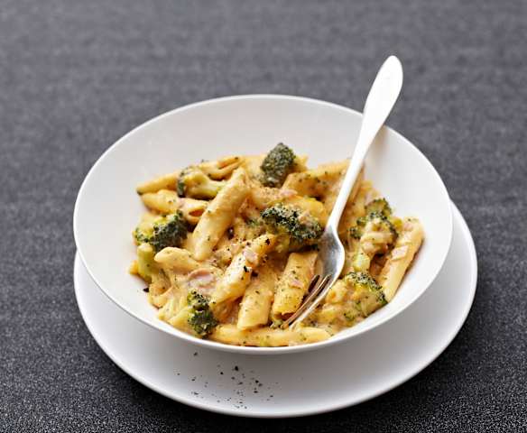 Brokkoli-Schinken-Nudeln