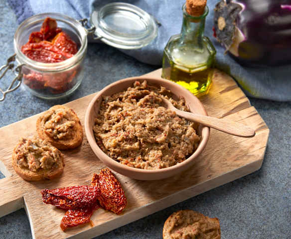 "Caviale" di melanzane e lenticchie (vegan)