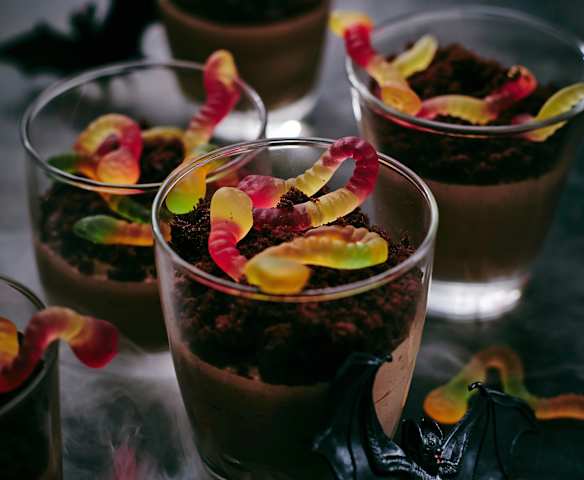 Jelly Earthworms in Chocolate Soil