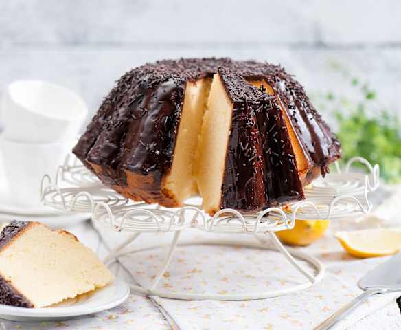 Babka muślinowa z polewą kakaową