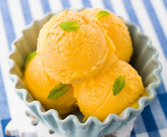 Sorvete de laranja e manga