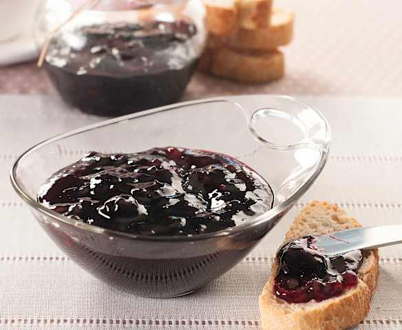 Confiture légère cerise-fraise