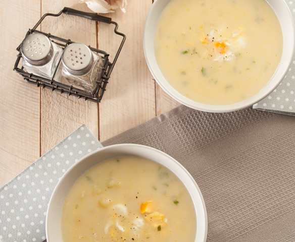 Sopa de patata y cilantro (Pisca andina)