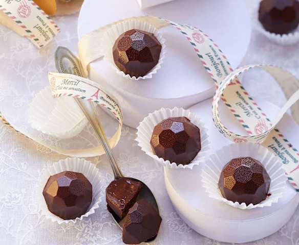Nougat-Pralinen Nougat-Pralinen