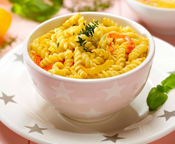 Těstoviny s paprikovou omáčkou