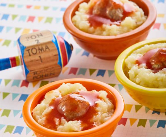 Albóndigas con puré de papa