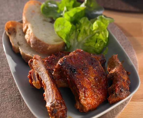 Spareribs mit Ajvar-Sauce Spareribs mit Ajvar-Sauce