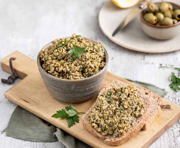 Tapenada z zielonych oliwek