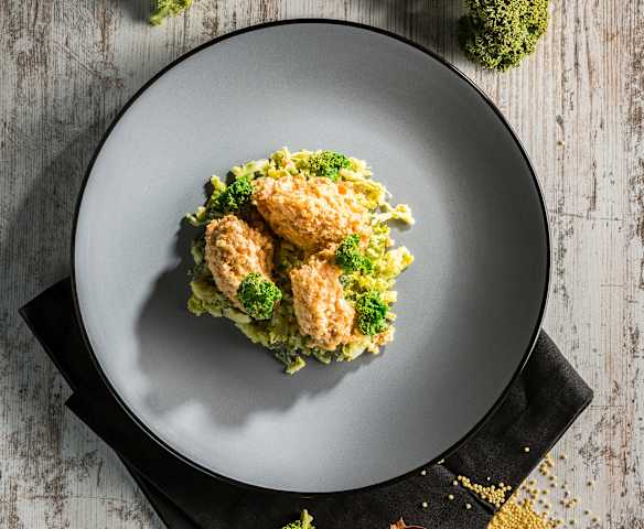 Pikanter Hirseauflauf mit Rahmkohl