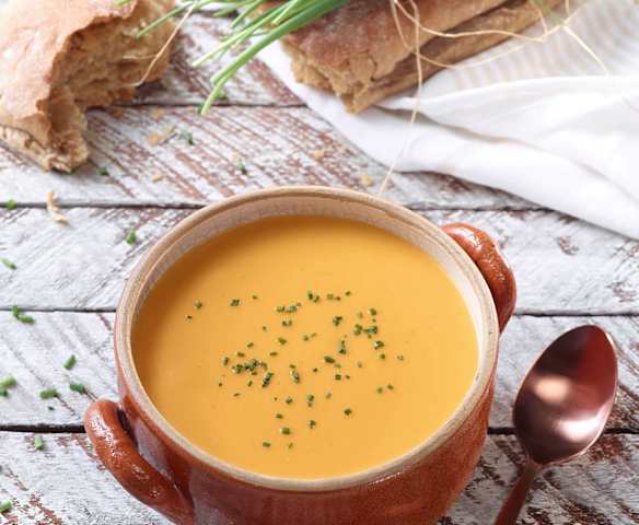 Kırmızı Mercimekli Sebze Çorbası