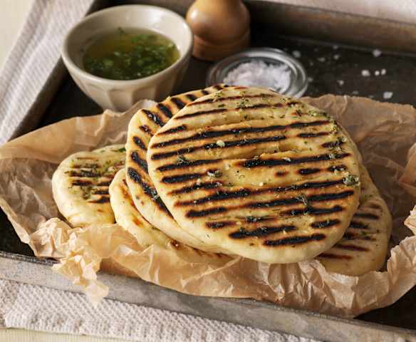 Taze Otlu Tereyağlı Ekmek