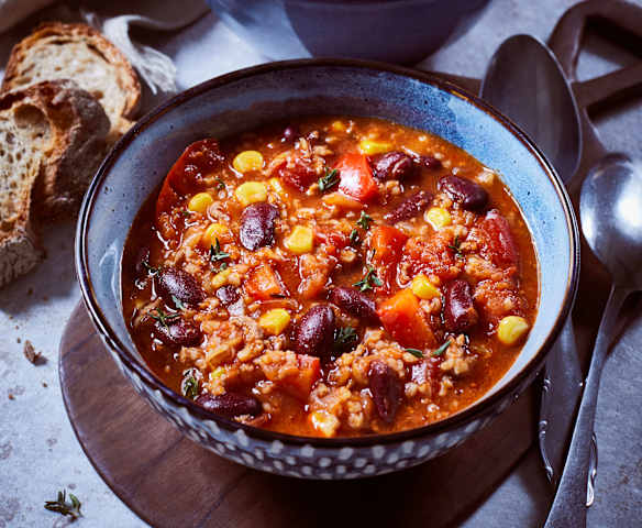 Low Meat Dinkelchili