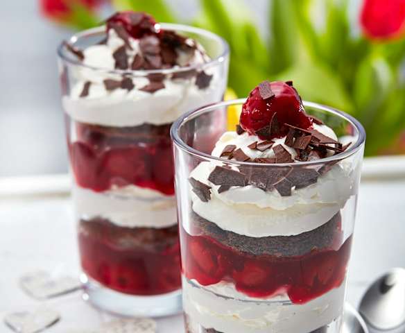 Schwarzwälder-Dessert im Glas