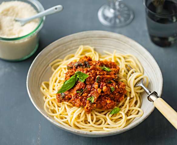 Spaghetti Haselnuss-Bolognese