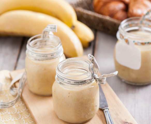 Banánová přesnídávka s ananasem a kokosem