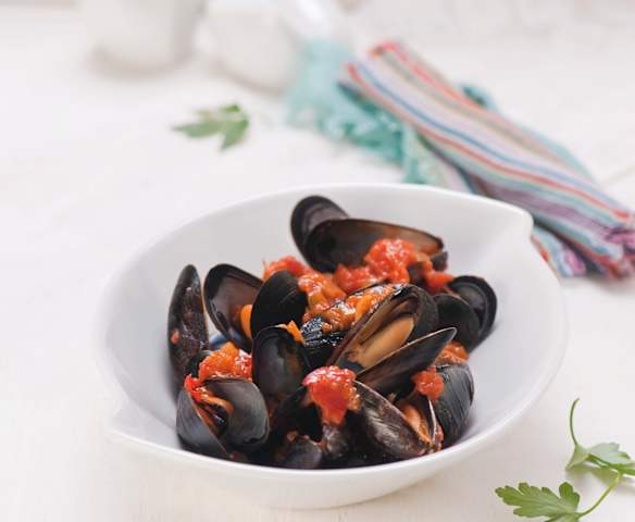 Małże z pikantnym sosem