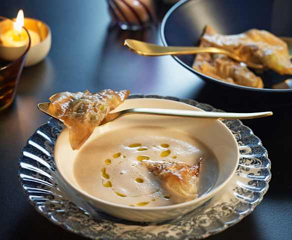 Maronisuppe mit Pilztascherl