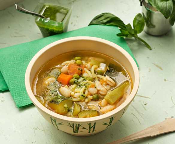 Sopa francesa de verduras (Soupe au pistou)