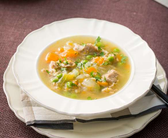 Caldo escocés (Scotch broth)