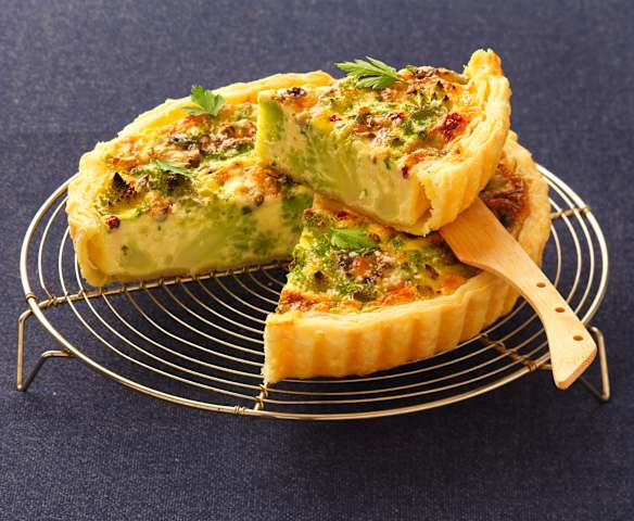 Tarte au chou romanesco et au roquefort