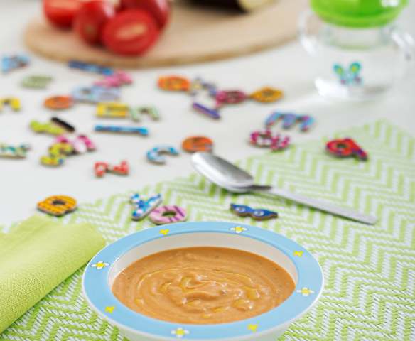 Taze Soğanlı Kabak ve Domates Çorbası