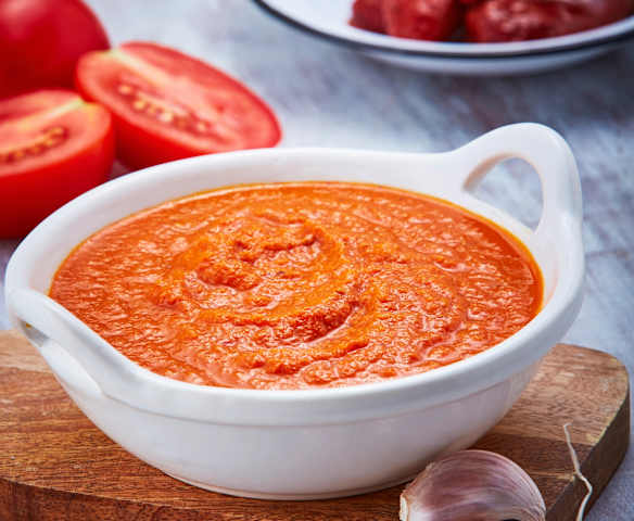Caldillo de tomate al chipotle